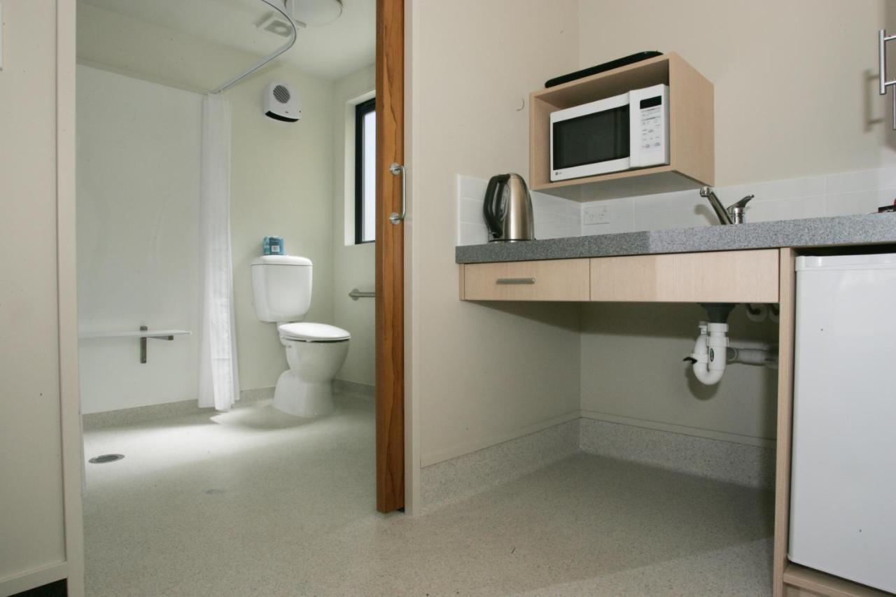 Bella Vista Motel 4*